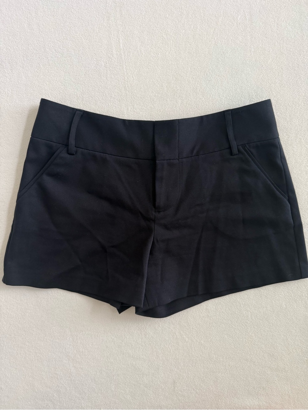Alice + Olivia Black Women's Dress Shorts 6